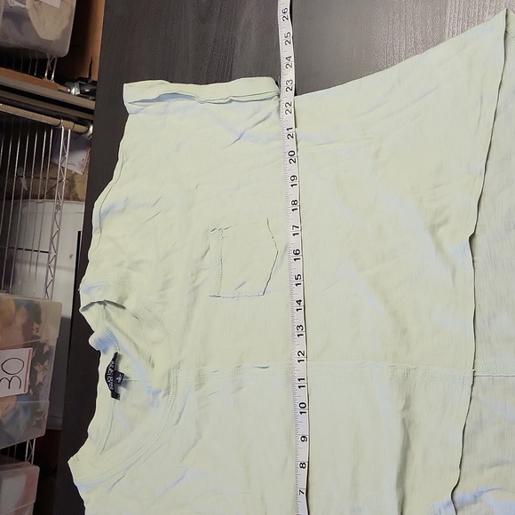 La La Land Creative Co Green High Low Hem Small Front Pocket T-Shirt Size Large - Picture 7 of 9
